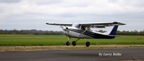 Cessna 150_crop